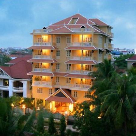 Grand Residence Phnom-Penh Buitenkant foto