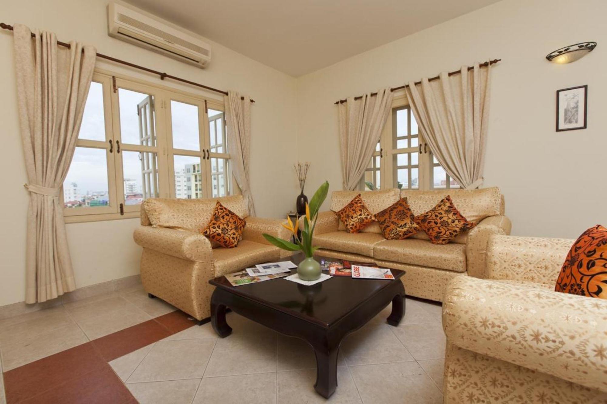 Grand Residence Phnom-Penh Buitenkant foto