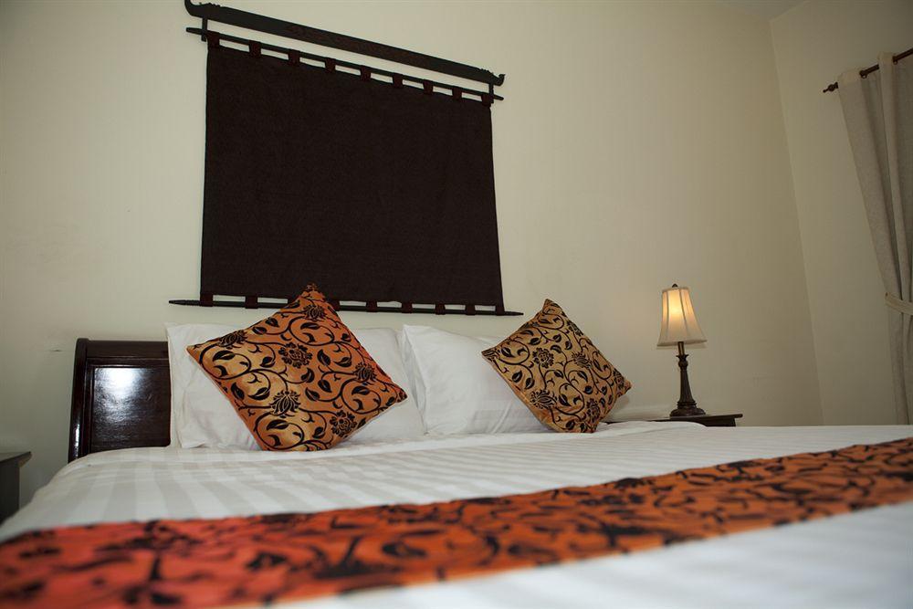 Grand Residence Phnom-Penh Buitenkant foto