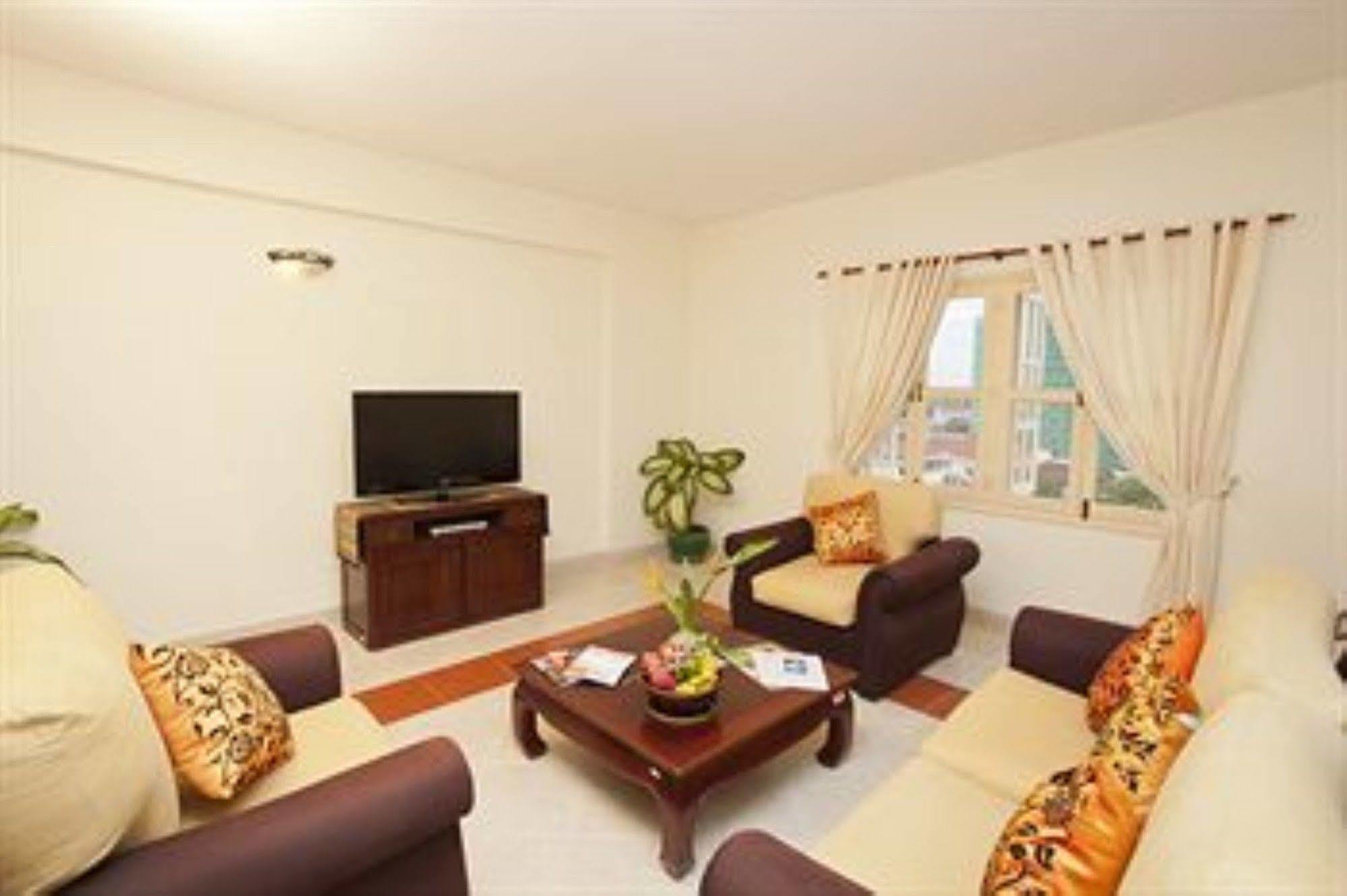 Grand Residence Phnom-Penh Buitenkant foto