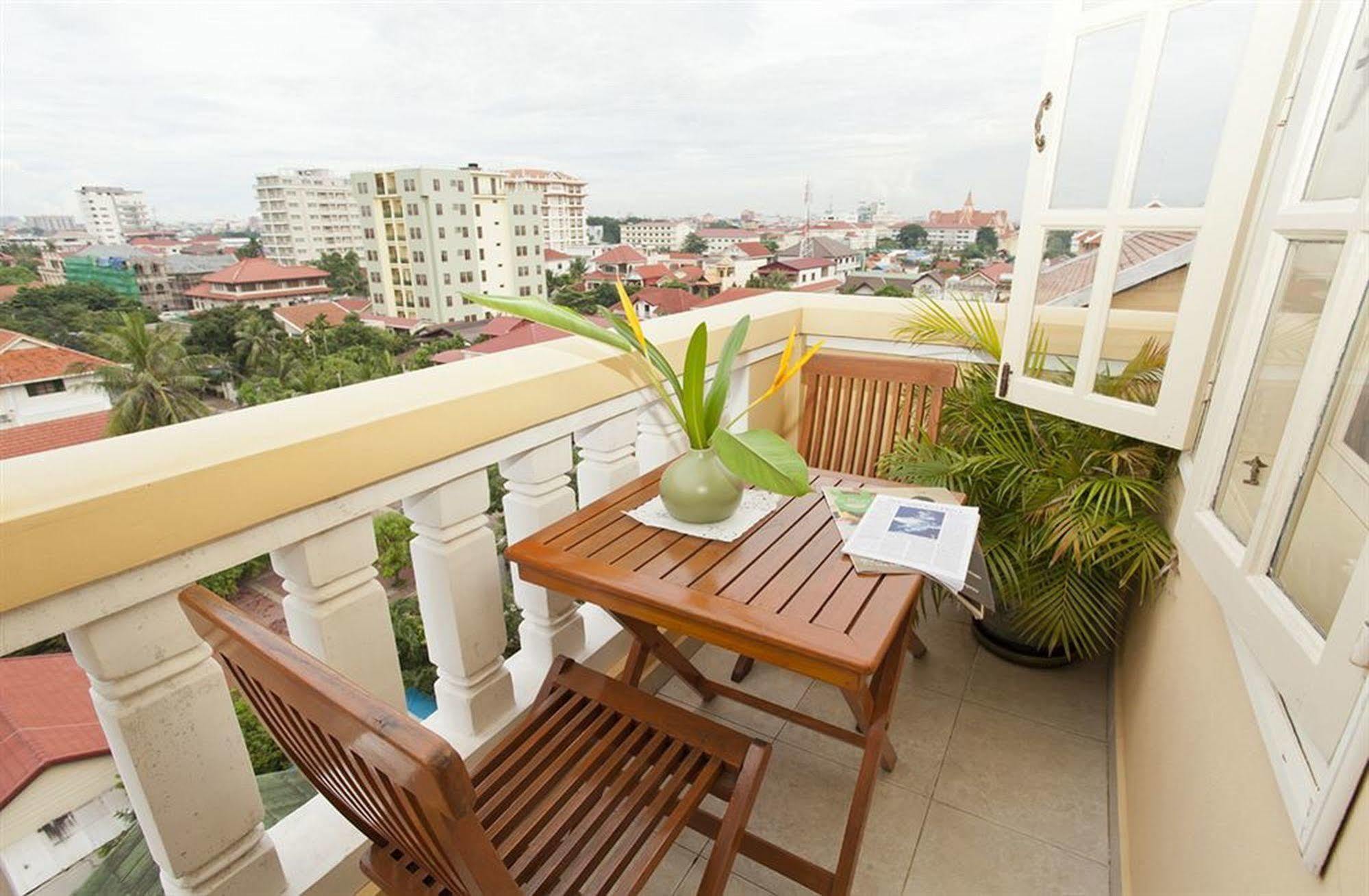 Grand Residence Phnom-Penh Buitenkant foto
